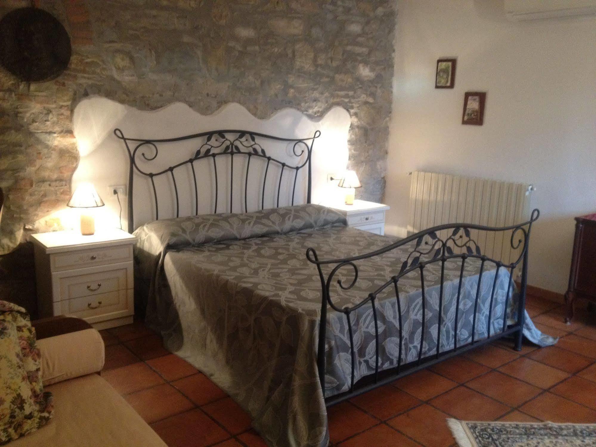 Campo Di Carlo Guest House Sassetta Ngoại thất bức ảnh