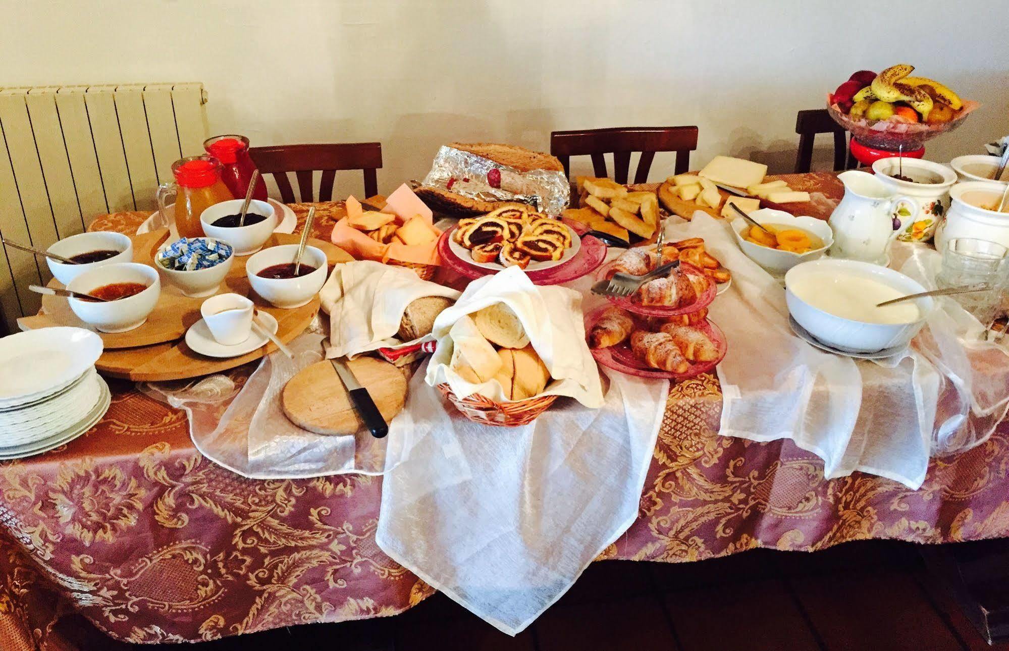 Campo Di Carlo Guest House Sassetta Ngoại thất bức ảnh